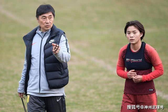 焦泊乔在国家队表现出色，广东男篮艰难时光成过往